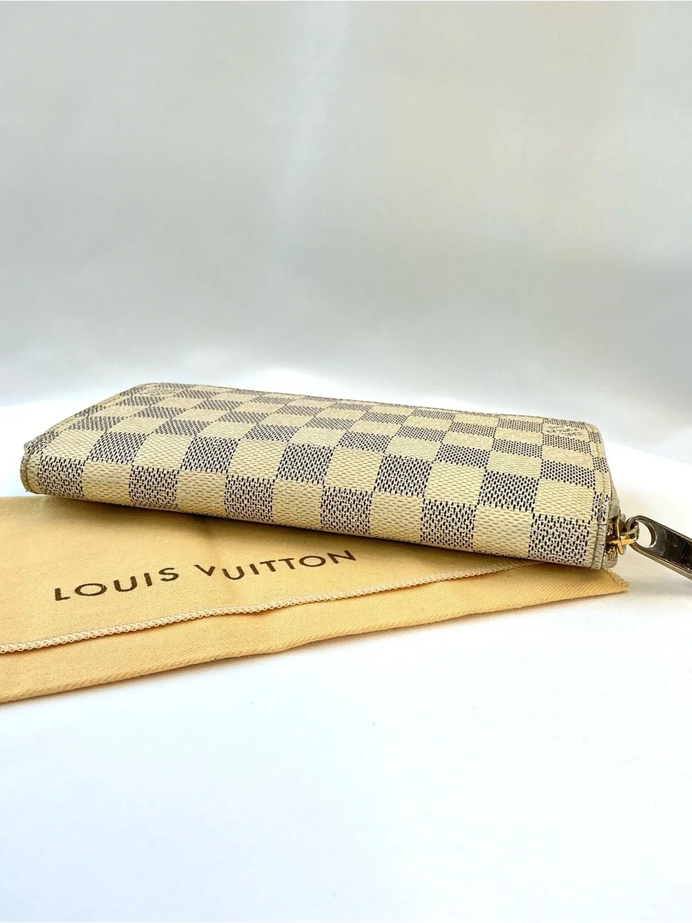 Louis Vuitton | Damier Azur Zippy Canvas Wallet